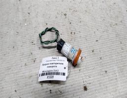 Патрон повторителя поворота для Chevrolet Aveo I (2003—2008)  запчасти бу