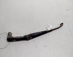 Поводок стеклоочистителя передний правый для Mitsubishi Pajero II (1991—1997)  запчасти бу