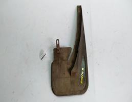 Брызговик передний правый для Opel Omega A (1984—1994)  запчасти бу