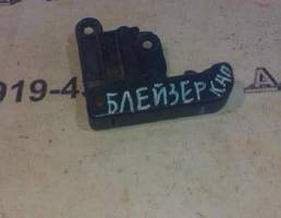 Ручка открывания капота для Chevrolet Blazer S15 (1994—1998)  запчасти бу