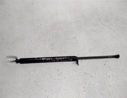 Амортизатор двери багажника для Audi 100 C3 (1982—1988)  запчасти бу