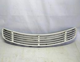 Жабо с капота для Mercedes-Benz S-класс W220 (1998—2005)  запчасти бу