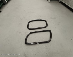 Резинка стекла кузова заднего для Land Rover Defender I рестайлинг (2007—2016)  запчасти бу