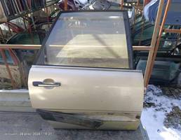 Дверь задняя правая для Audi 100 C3 (1982—1988)  запчасти бу