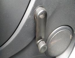 Ручка стеклоподъемника для Renault Logan II (2012—2018)  запчасти бу