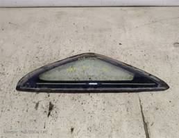 Стекло кузовное глухое правое для Mitsubishi Galant VI (1987—1992)  запчасти бу