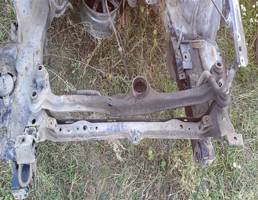 Балка подрадиаторная для VOLKSWAGEN Passat B4 (1993—1997)  запчасти бу