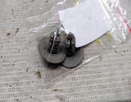 Пистон потолка для Ford Focus I (1998—2004)  запчасти бу