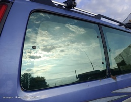 Стекло кузовное открывающееся правое для Toyota Lite Ace Noah I рестайлинг (1998—2001)  запчасти бу