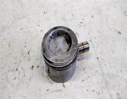 Поршень для VOLKSWAGEN Passat B3 (1988—1993)  запчасти бу