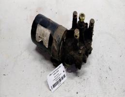 Моторчик стеклоочистителя передний для VOLKSWAGEN Passat B5 (1996—2001)  запчасти бу