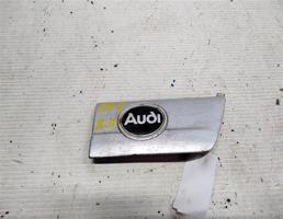 Молдинг крыла переднего правого для Audi 100 C4 (1990—1994)  запчасти бу