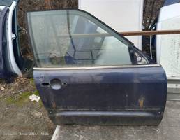 Дверь передняя правая для Audi 100 C3 (1982—1988)  запчасти бу