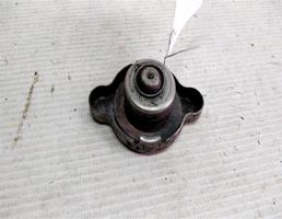 Крышка радиатора для Mitsubishi Pajero II (1991—1997)  запчасти бу