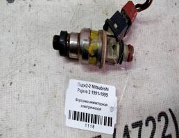 Форсунка инжекторная эл для Mitsubishi Pajero II (1991—1997)  запчасти бу