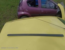 Молдинг двери передней правой для Peugeot 107 I рестайлинг (2009—2012)  запчасти бу