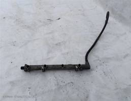 Рампа топливная для Fiat Stilo I (2001—2007)  запчасти бу