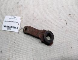 Крепление радиатора для Audi 100 C4 (1990—1994)  запчасти бу