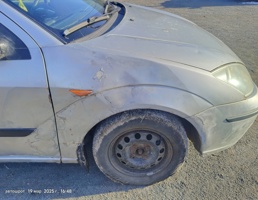 Крыло переднее правое для Ford Focus I (1998—2004)  запчасти бу