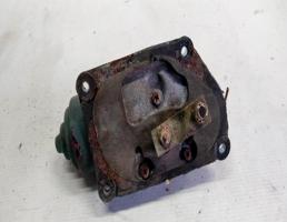 Моторчик стеклоочистителя передний для Isuzu Trooper I (1981—1991)  запчасти бу