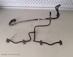 Трубка обратки форсунки дизельной для Land Rover Defender I рестайлинг (2007—2016)  запчасти бу