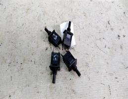 Концевик двери км-т для Mercedes-Benz W123 W123/V123/C123/S123 (1975—1986)  запчасти бу