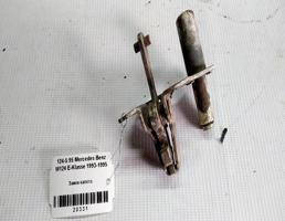 Замок капота для Mercedes-Benz E-класс W124/S124/C124/A124 (1984—1997)  запчасти бу