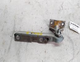 Петля капота правая для Audi 80 B4 (1991—1996)  запчасти бу