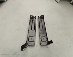 Кронштейн ремня безопастности для Land Rover Defender I рестайлинг (2007—2016)  запчасти бу