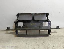 Диффузор радиатора передний для BMW 7 серия E38 (1994—1998)  запчасти бу