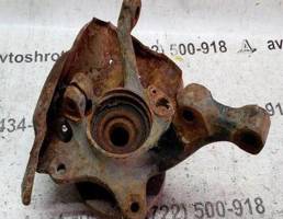 Кулак поворотный передний левый для VOLKSWAGEN Passat B3 (1988—1993)  запчасти бу