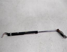 Амортизатор двери багажника для Nissan Vanette I (1978—1988)  запчасти бу