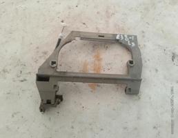 Крепление ручки двери наружней задней левой для BMW 7 серия E38 (1994—1998)  запчасти бу