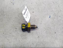 Датчик включения заднего хода для VOLKSWAGEN Golf Mk2 (1983—1992)  запчасти бу