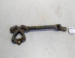 Тяга трапеции стеклоочистителя переднего для Mercedes-Benz E-класс W124/S124/C124/A124 (1984—1997)  запчасти бу