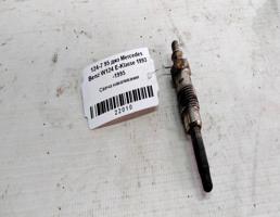 Свеча накаливания для Mercedes-Benz E-класс W124/S124/C124/A124 (1984—1997)  запчасти бу