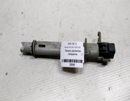 Патрон указателя габарита для Mazda 626 GE (1991—1997)  запчасти бу