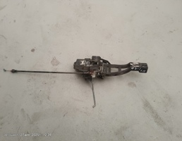 Крепление ручки двери наружней предней левой для Ford Focus III (2011—2015)  запчасти бу