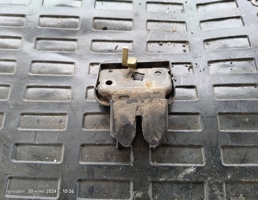 Замок багажника для Nissan Almera N16 рестайлинг (2002—2006)  запчасти бу