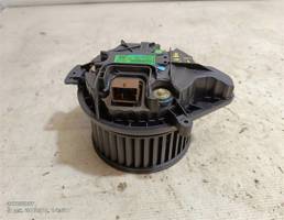 Моторчик печки для Audi A4 B6 (2000—2006)  запчасти бу