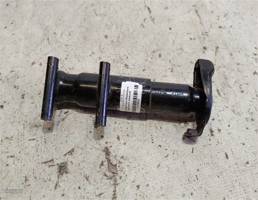 Кронштейн бампера заднего левый для Audi A6 C5 (1997—2001)  запчасти бу