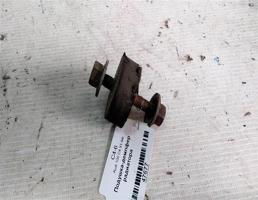 Подушка-демпфер радиатора для Audi 100 C4 (1990—1994)  запчасти бу
