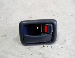 Крючок двери правой для Toyota Hiace H100 (1989—2004)  запчасти бу