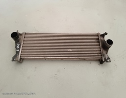 Интеркулер для Land Rover Defender I рестайлинг (2007—2016)  запчасти бу