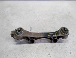 Траверса редуктора заднего для Toyota Granvia I (1995—2002)  запчасти бу