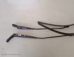 Поводок стеклоочистителя передний пара для Peugeot 3008 I рестайлинг (2013—2016)  запчасти бу