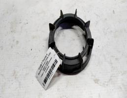 Гайка с фары крепления резинки для Toyota Hilux Surf III рестайлинг (1998—2002)  запчасти бу