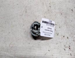 Патрон заднего фонаря для Mercedes-Benz E-класс W210/S210 (1995—1999)  запчасти бу