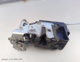 Замок двери передней левой для Chevrolet Spark M300 (2009—2016)  запчасти бу