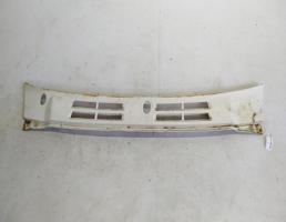 Жабо для Mitsubishi Pajero II (1991—1997)  запчасти бу